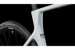 Bicicleta Cube Agree C:62 Pro 2023 -Tienda De Bicispasaje bicicleta cube agree c 62 pro 2023 3