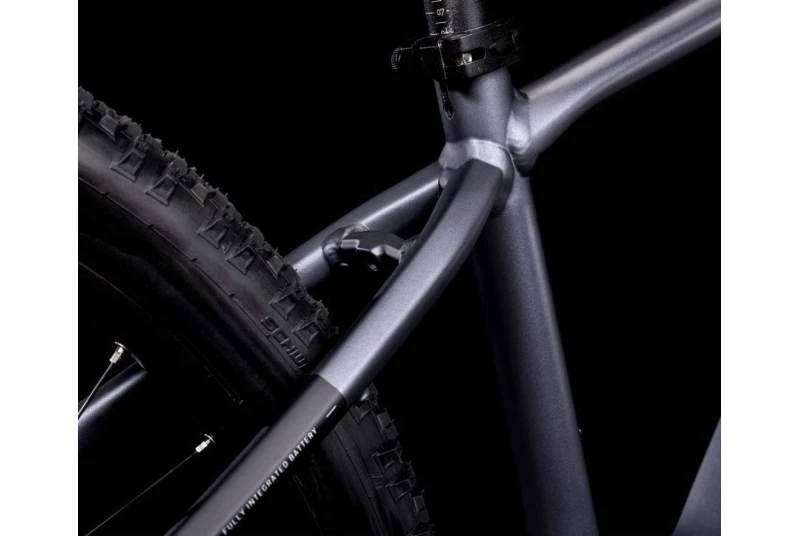 Bicicleta Cube Reaction Hybrid Performance 625 2022 6 Bicicleta Cube Reaction Hybrid Performance 625 2022 - Imagen 4