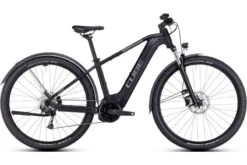 Bicicleta Cube Reaction Hybrid Performance 625 Allroad 2023