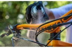 Kit De Limpieza Muc-Off Care Duo -Tienda De Bicispasaje kit de limpieza muc off ultimate 6