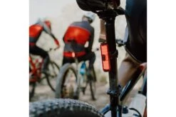 Luz Eltin 50 Lúmenes Recargable -Tienda De Bicispasaje luz eltin 50 lumenes recargable 2