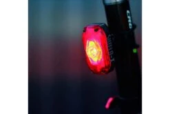 Luz Moon Shield-X Auto 9 Luz Moon Shield-X Auto -Tienda De Bicispasaje luz trasera moon shield x auto 2